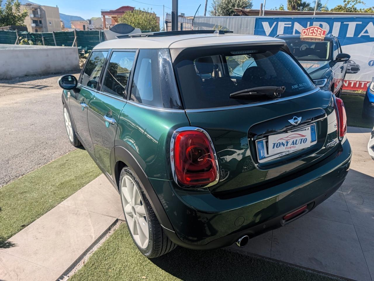 Mini 1.5 Cooper D SENSORI+TETTO+PARCHEGGIO AUTOMATICO