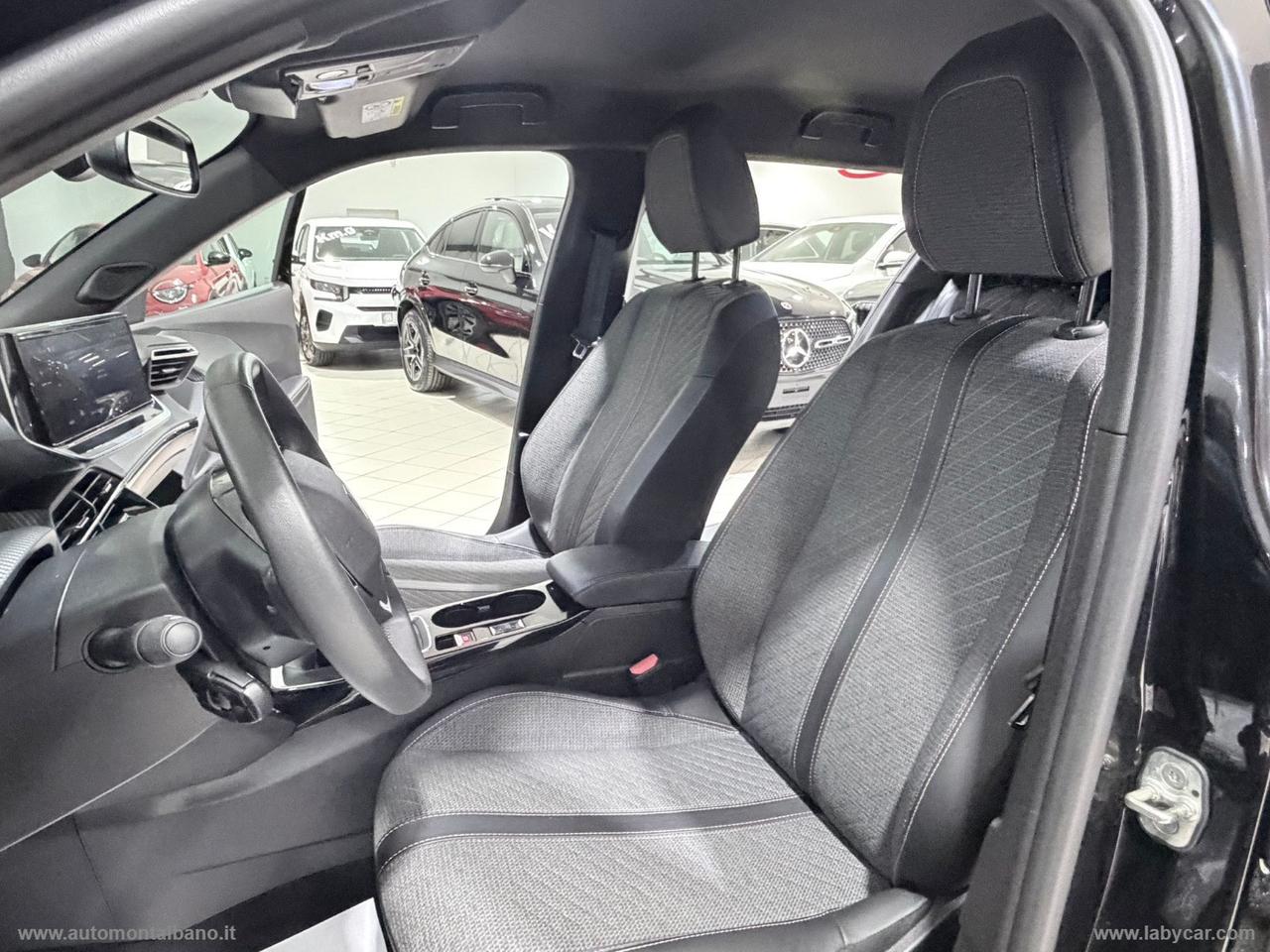 PEUGEOT 2008 PureTech 100 S&S Allure