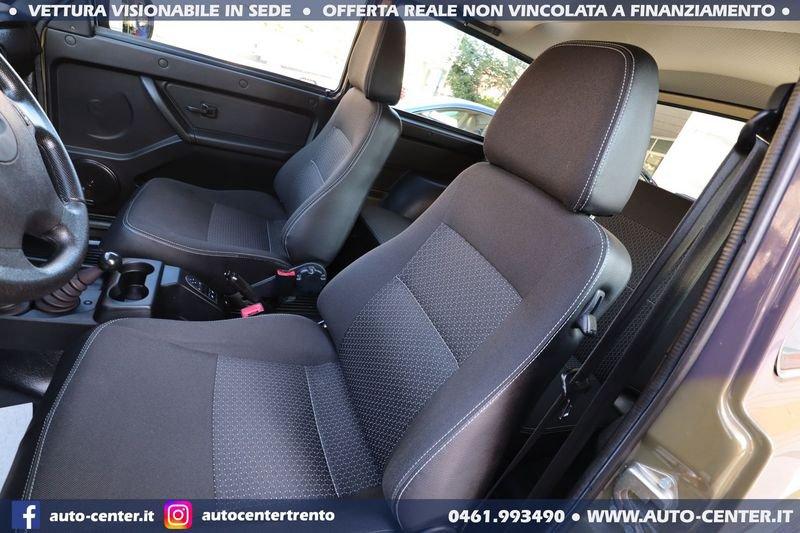 Lada Niva 4x4 BRONTO Camo 3p 1.7 Restyling
