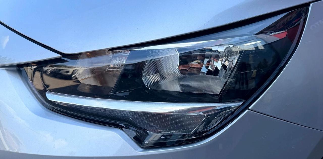 Opel Corsa 1.2 Elegance Neopatentati