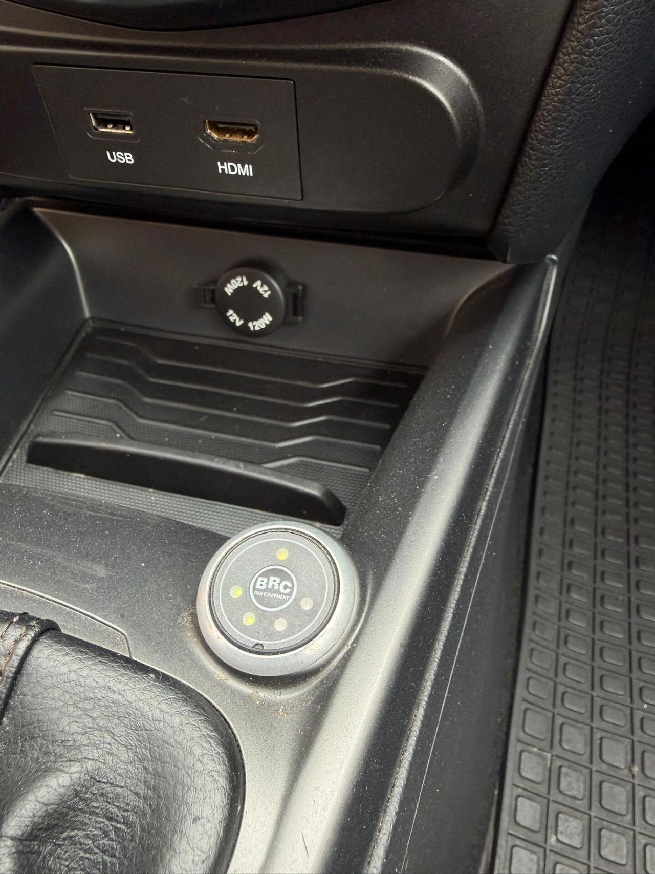 SSANGYONG XLV 1.6 GPL