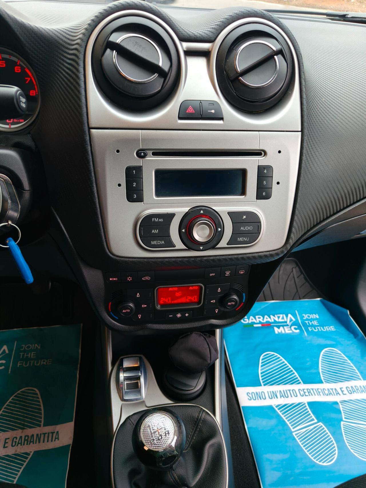 Alfa Romeo MiTo 1.4 T 120 CV GPL Distinctive Sport Pack