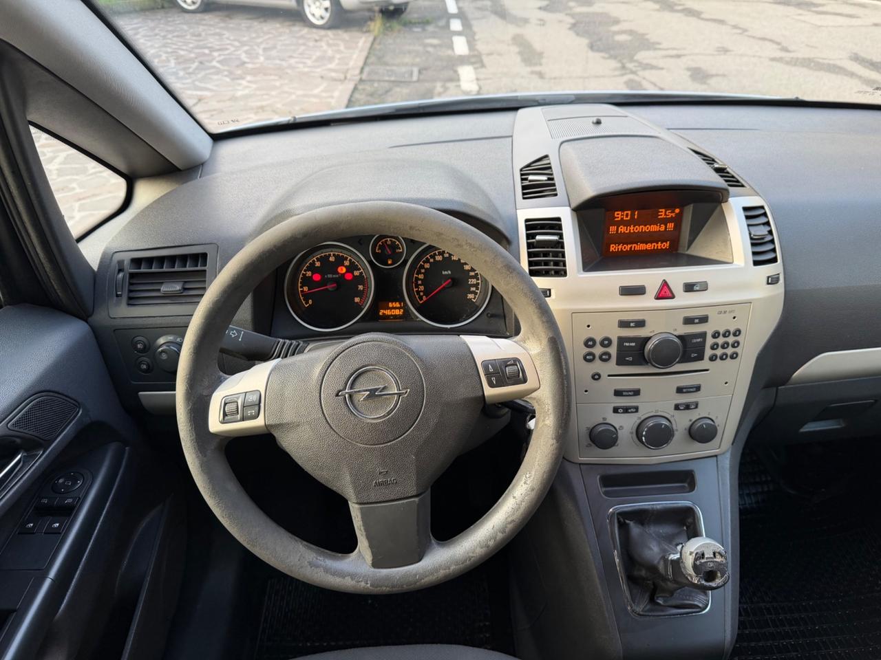 Opel Zafira 1.6 16V VVT Enjoy