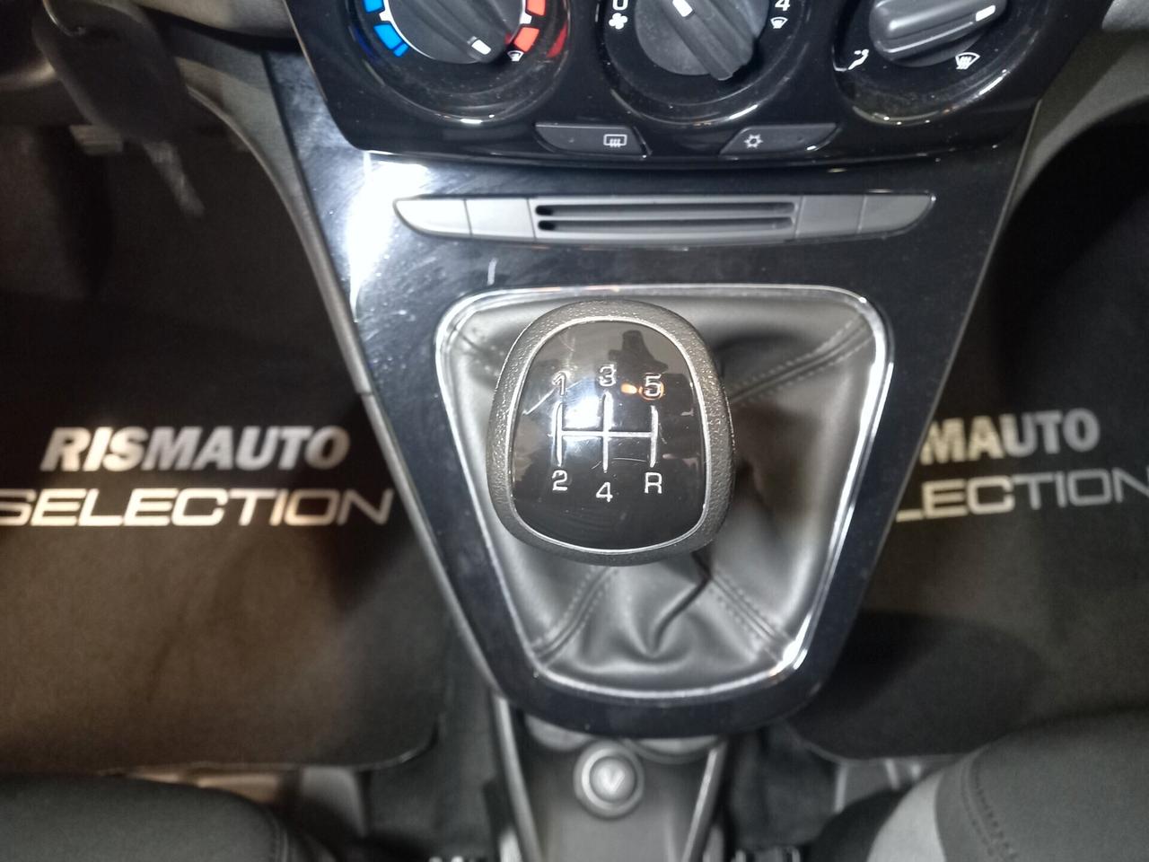 Lancia Ypsilon 1.3 MJT 16V 95 CV 5 porte Gold