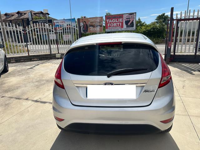 FORD Fiesta 1.4 5 porte Bz.- GPL Titanium