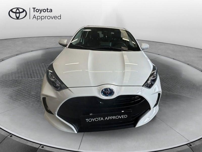 Toyota Yaris Hybrid Active MY22