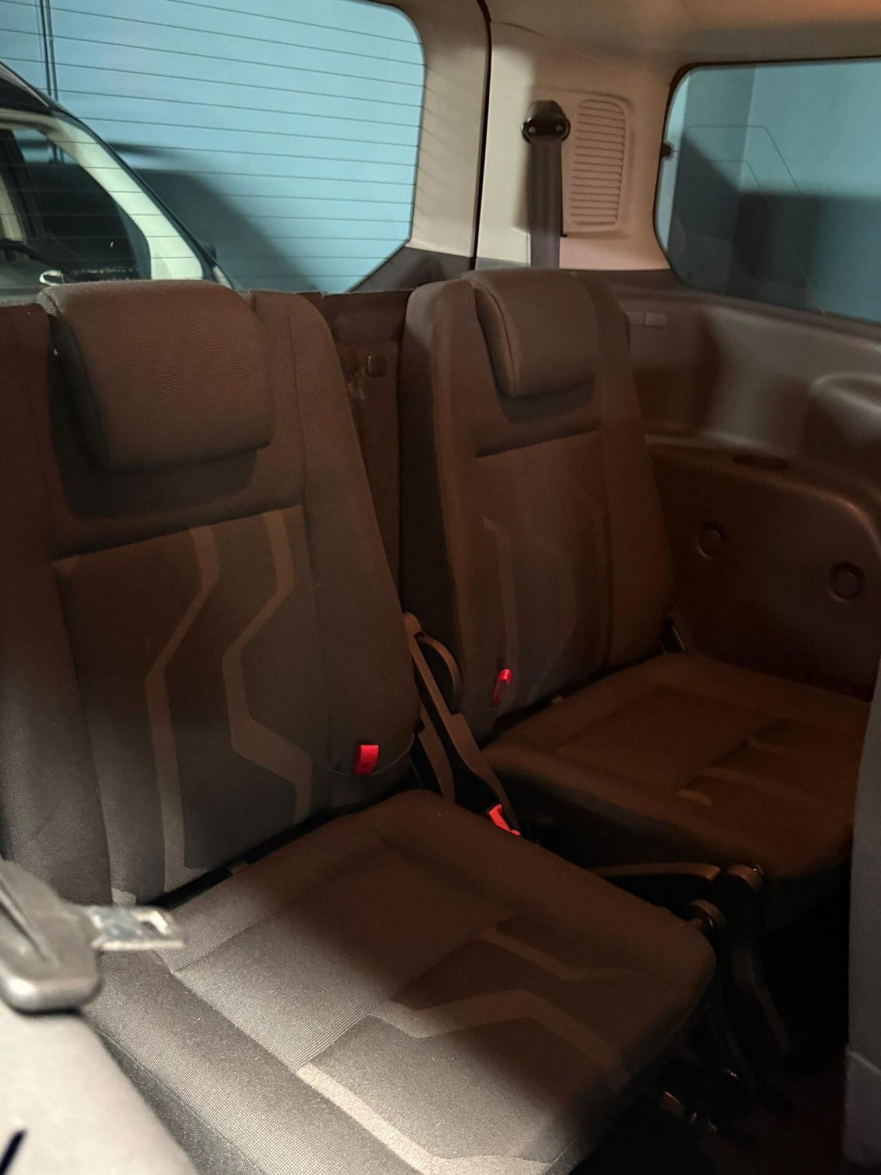 Ford Tourneo Connect 7 POSTI 116CV