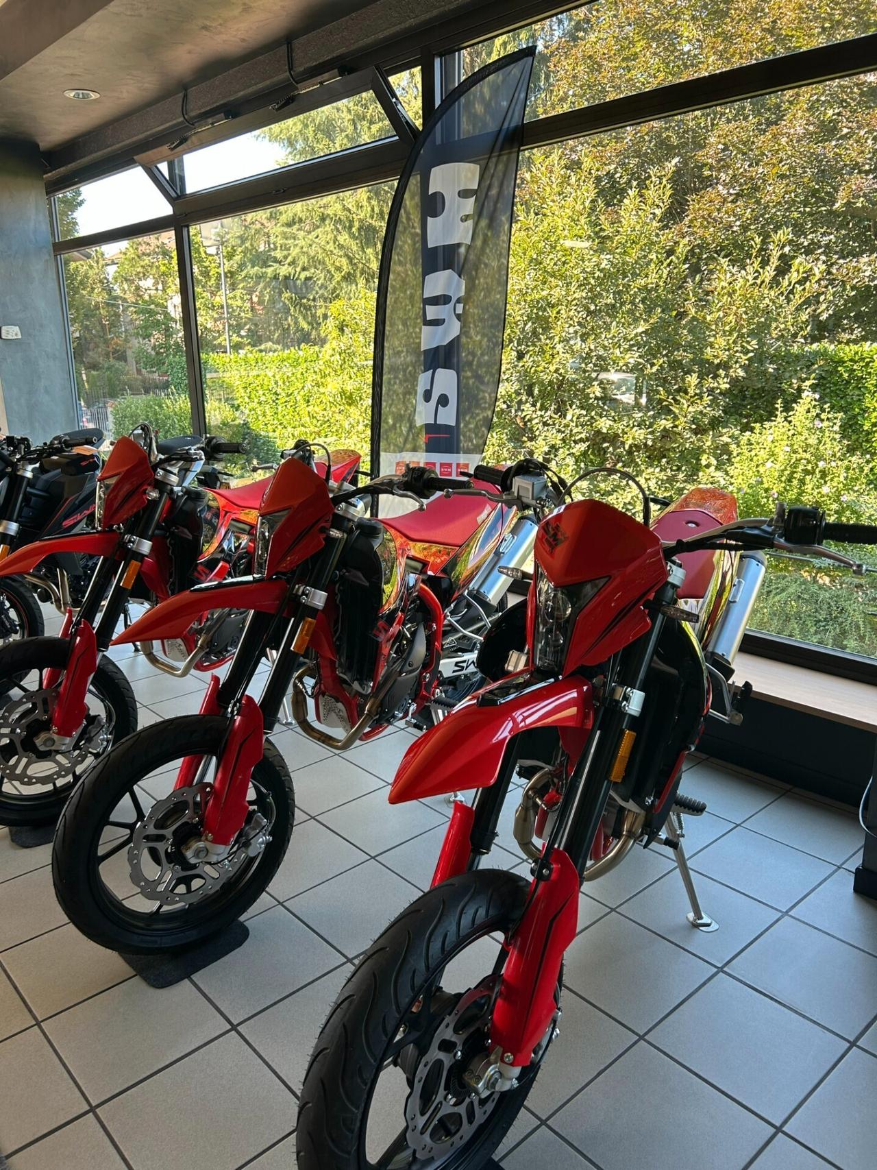 Swm sm 125 modello 2026 PREZZO PROMO FINO AL 30-04-2026