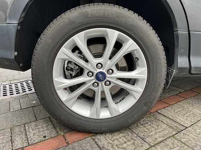 Ford Kuga 1.5 EcoBoost 120 CV S&S 2WD Titanium