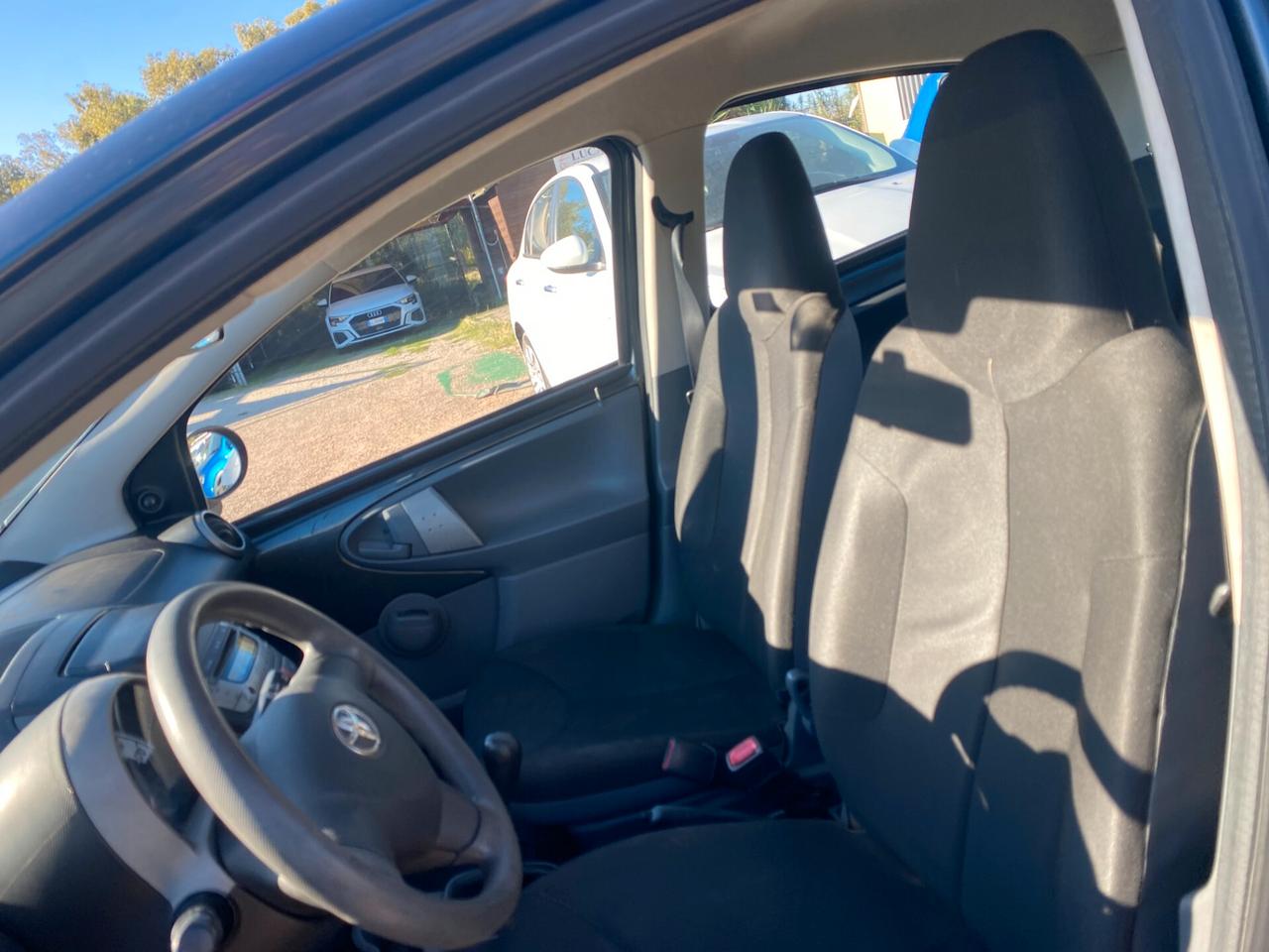 TOYOTA AYGO 1.0 ANNO 2010 147.000 KM