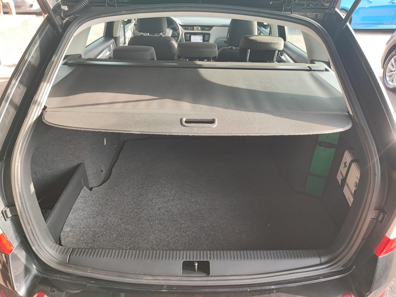 Skoda Octavia 1.6 TDI CR 105 CV Wagon Elegance