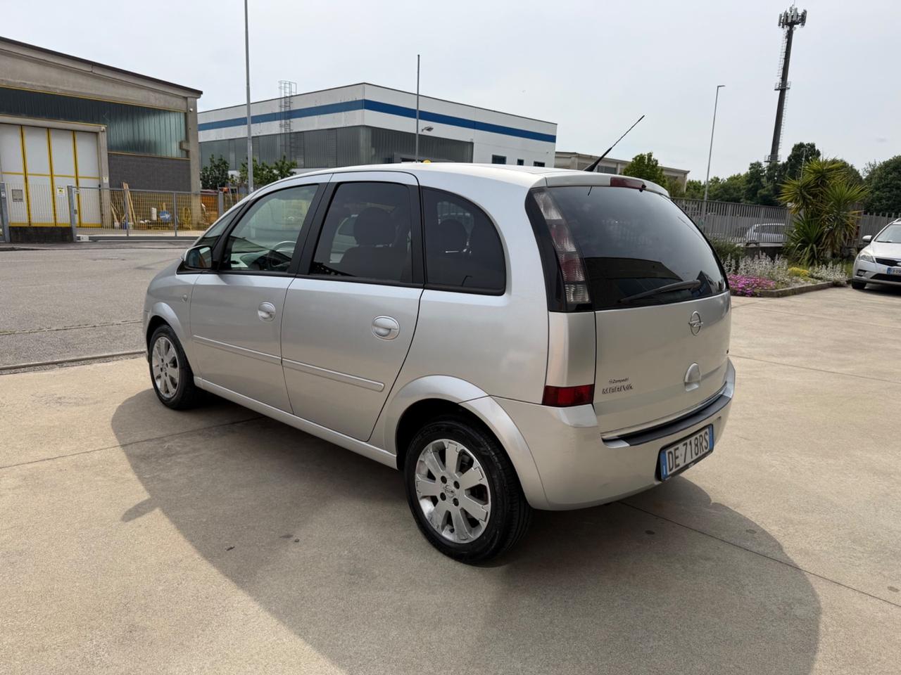 Opel Meriva 1.6 16V Cosmo