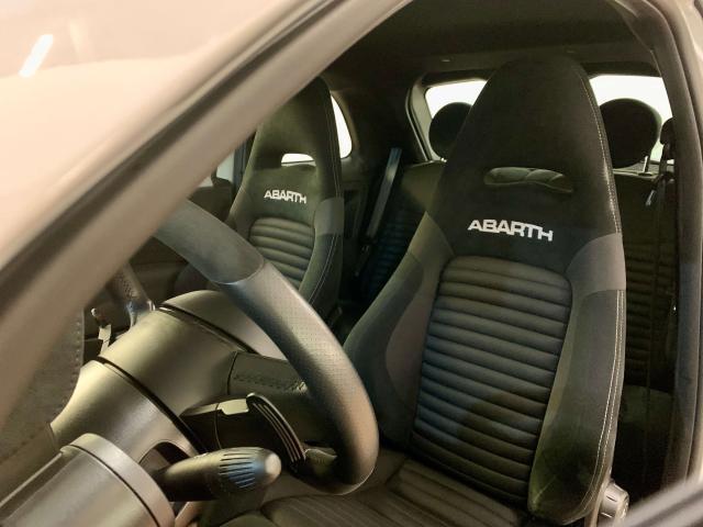 Abarth 695 695 1.4 t-jet Competizione 180cv MTA pari al nuovo