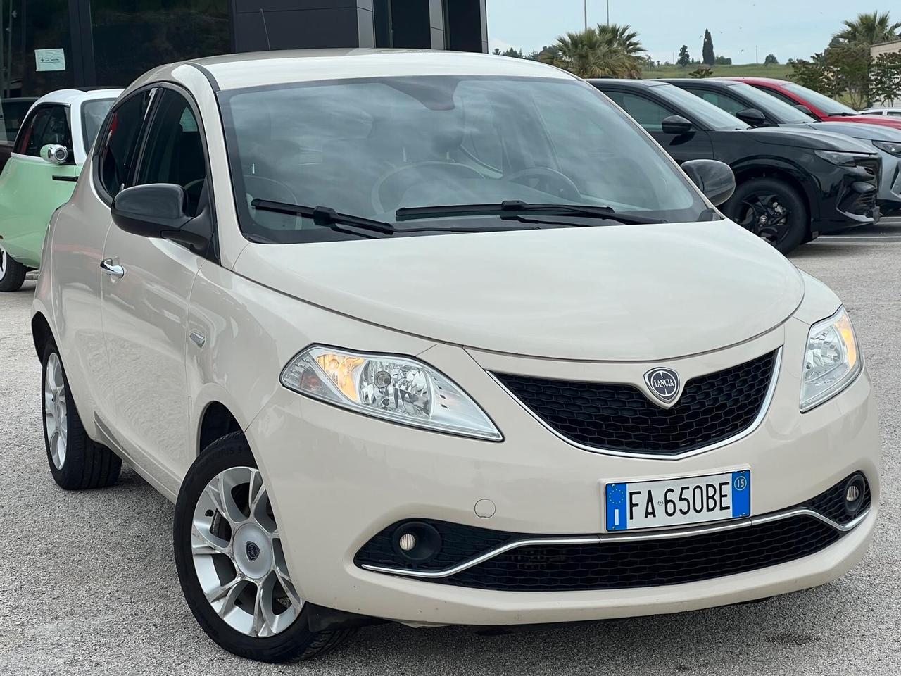 Lancia Ypsilon 1.3 MJT 16V 95 CV 5 porte S&S Opening Edition