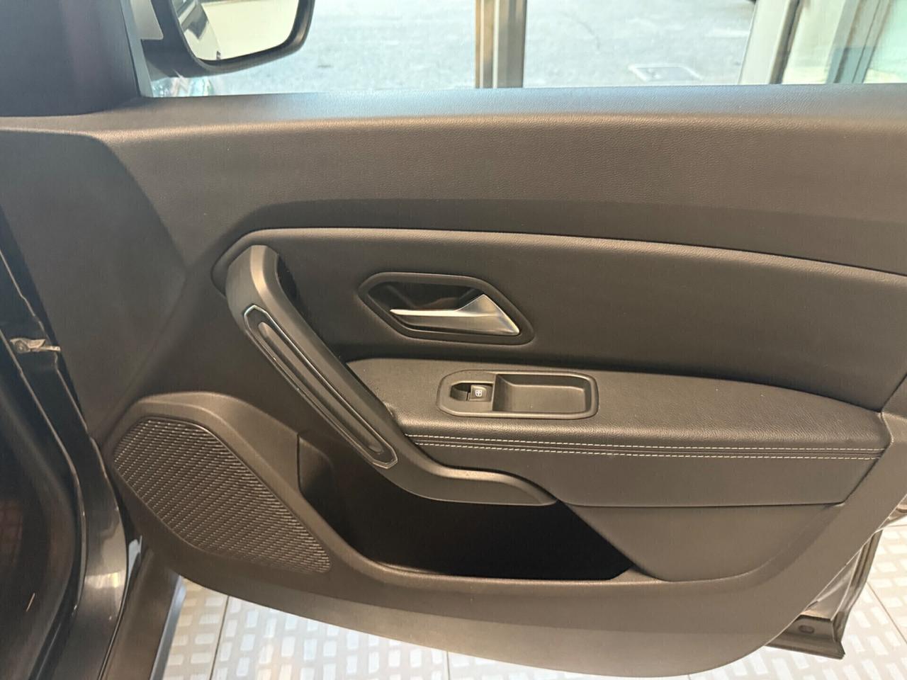 Dacia Duster 1.6 SCe GPL 4x2 Techroad