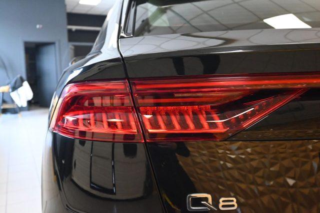 AUDI Q8 55 TFSI Q.TIP.SPORT ATT.2XS-LINE BLACKLINE 22"FULL