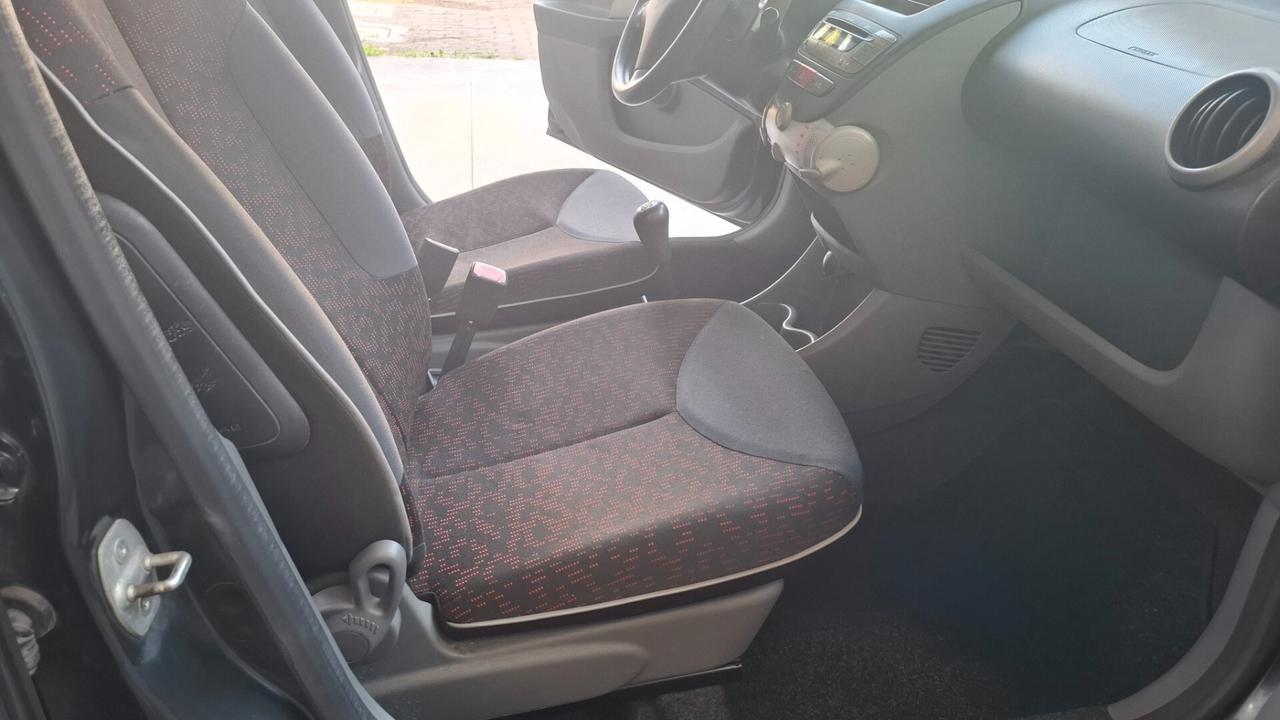 Peugeot 107 1.0 68CV 5p. Plaisir neopatentati
