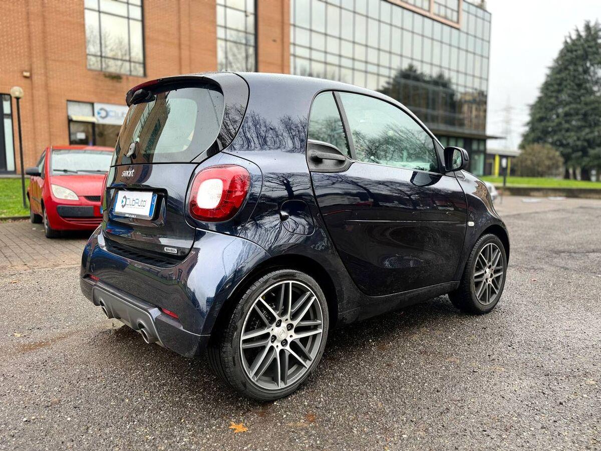 Smart Fortwo 0.9 t Brabus Xclusive 109cv twinamic