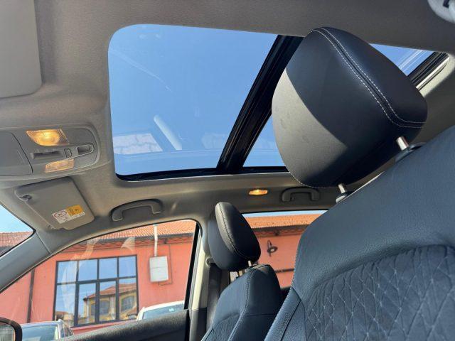 SUZUKI Vitara 1.5 140V Hybrid A/T Starview