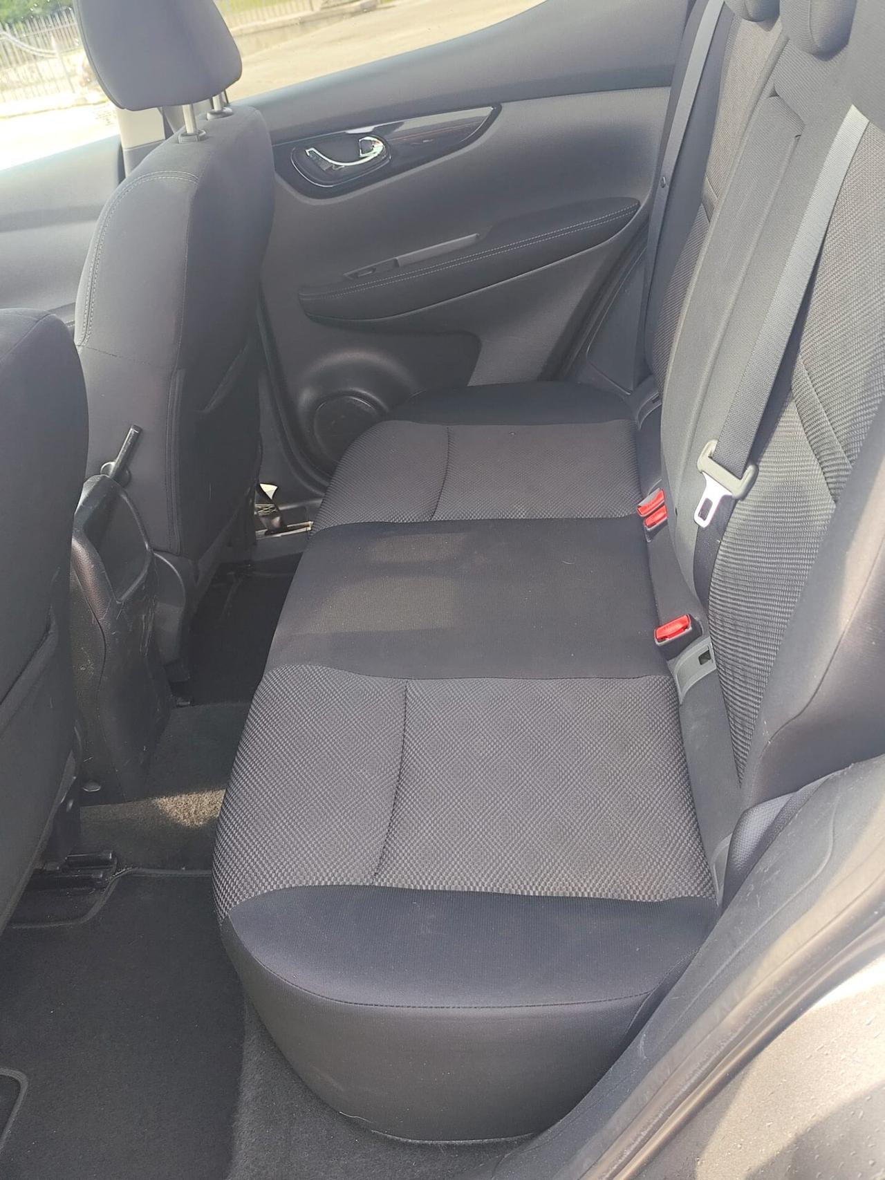 Nissan Qashqai 1.5 dCi Tekna
