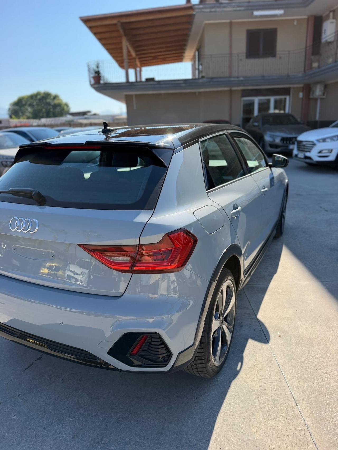 Audi A1 SPB 30 TFSI S tronic line edition