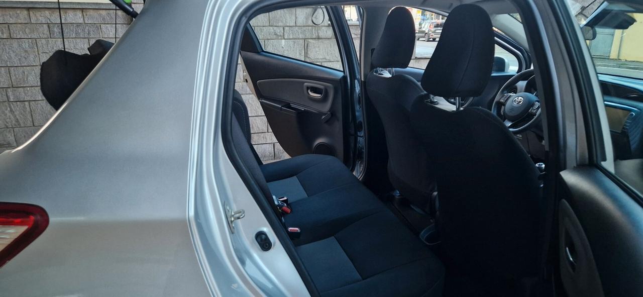 Toyota Yaris 1.0 72 CV Tagliandata 49.200 KM