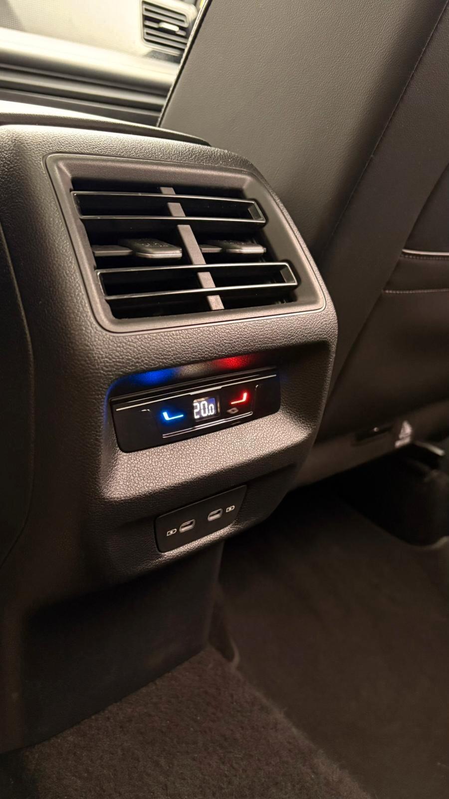 Volkswagen Tiguan 1.5 eTSI 150 CV ACT DSG R-Line