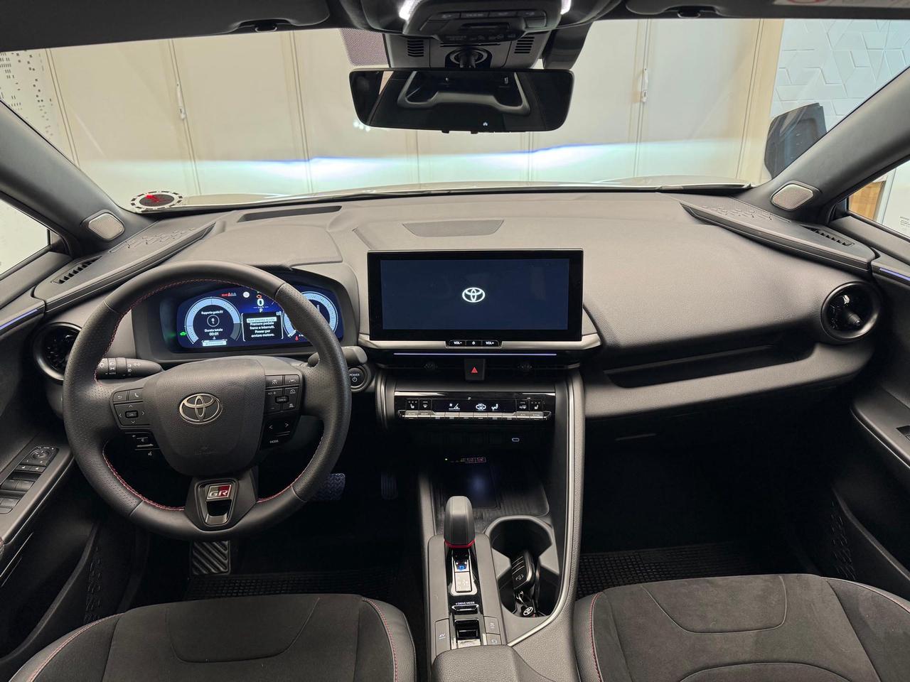 Toyota C-HR 2.0 hv GR Sport awd e-cvt