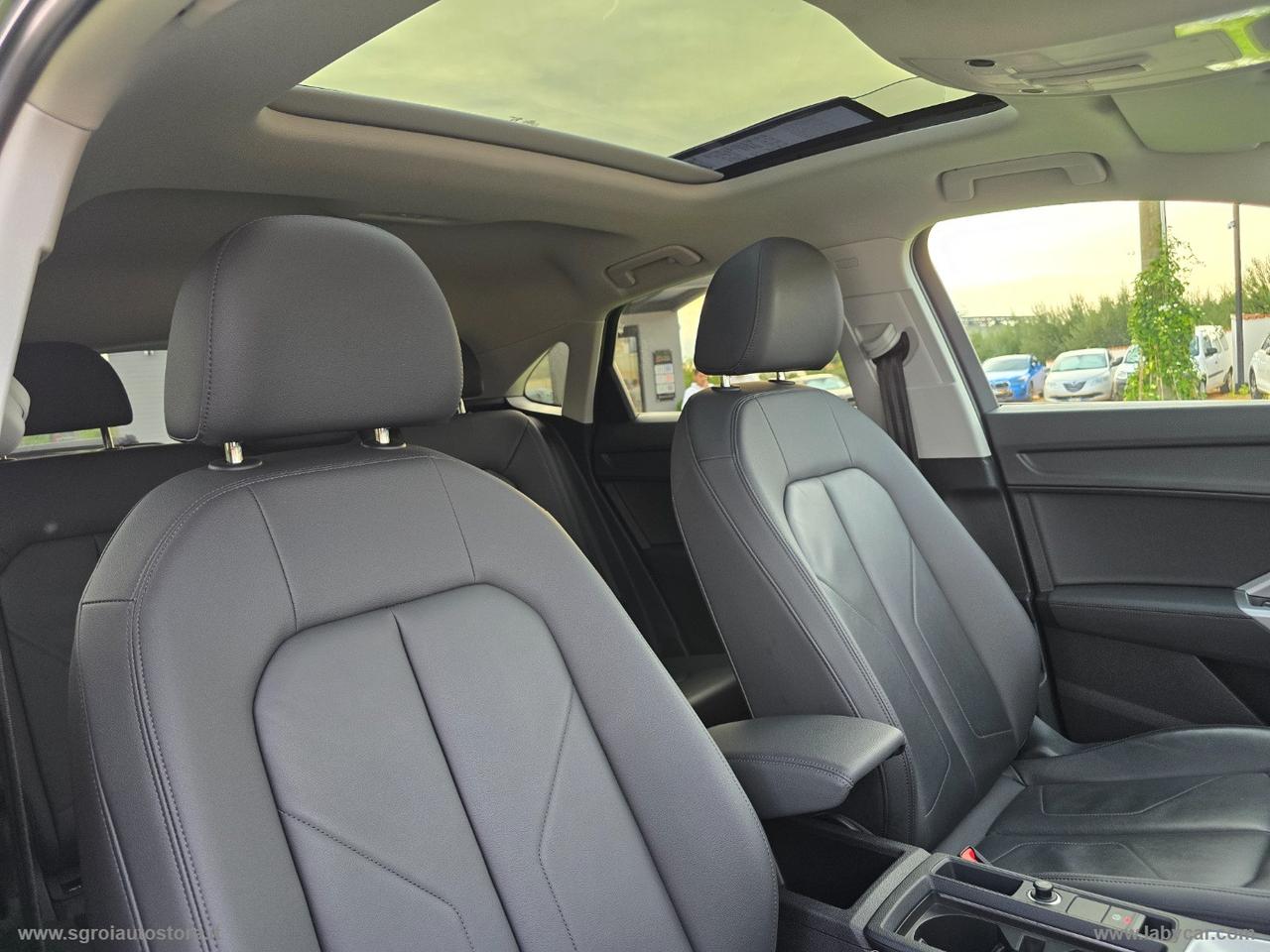 AUDI Q3 SPB 35 TDI S tronic S-LINE