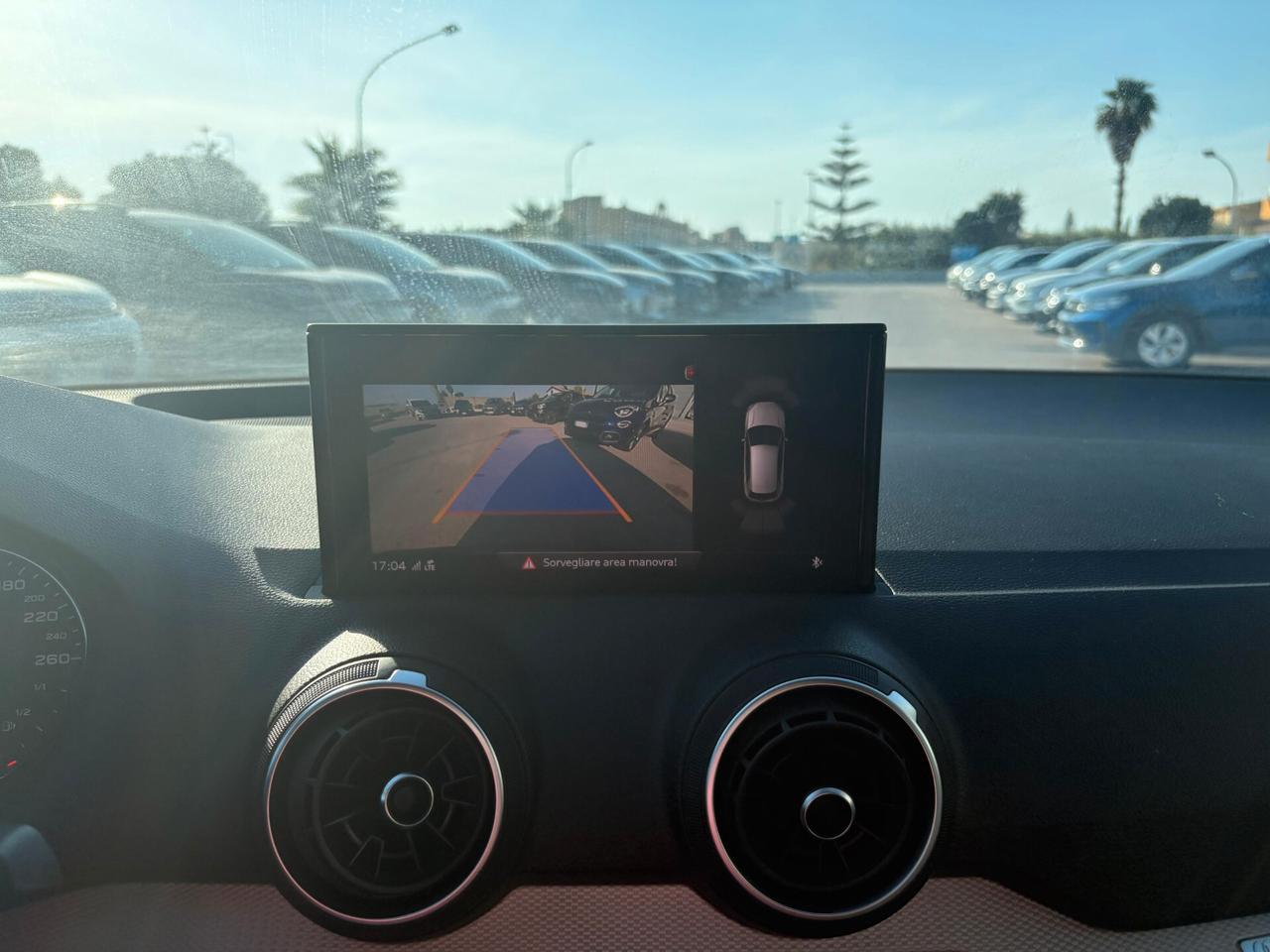 Audi Q2 35 TDI S tronic Business
