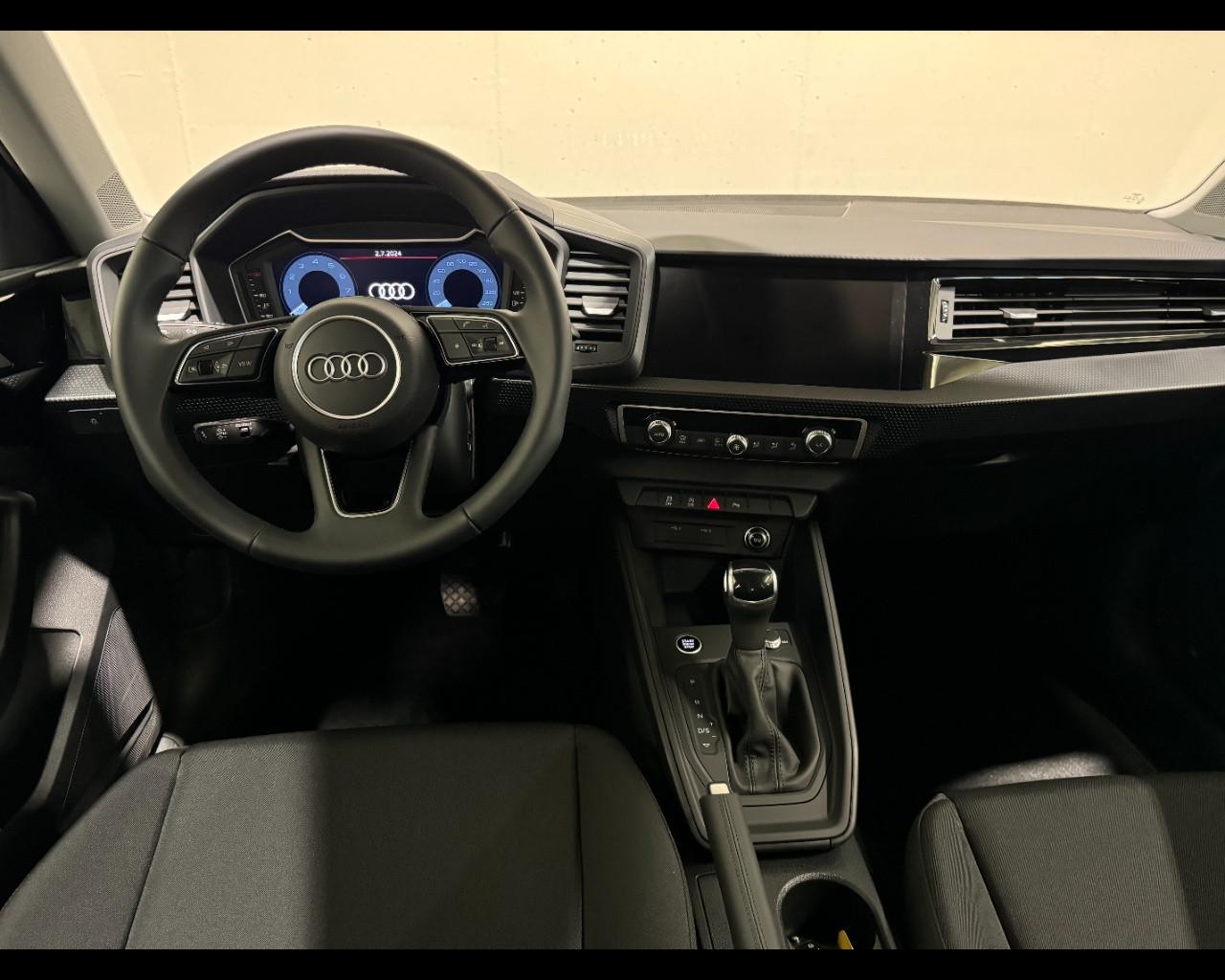 AUDI A1 SPORTBACK 30 TFSI S-TRONIC BUSINESS