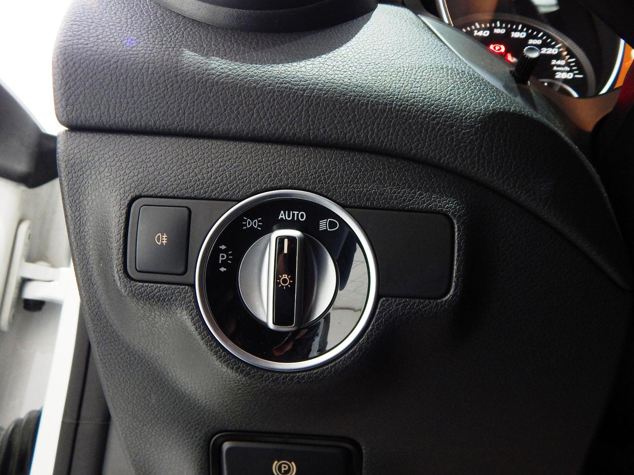 Mercedes-benz CLA 220 d Premium AMG 4matic Aut TETTO-NAVI-PELLE-PARK-LED