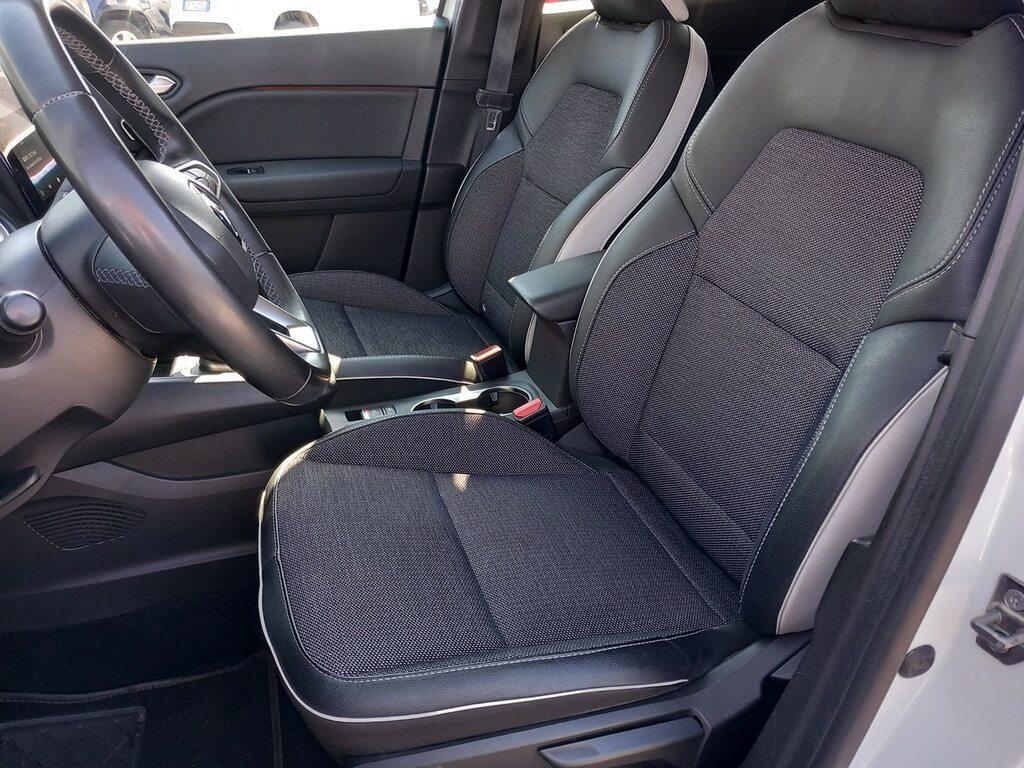 Renault Captur 1.6 Hybrid Techno E-Tech Auto