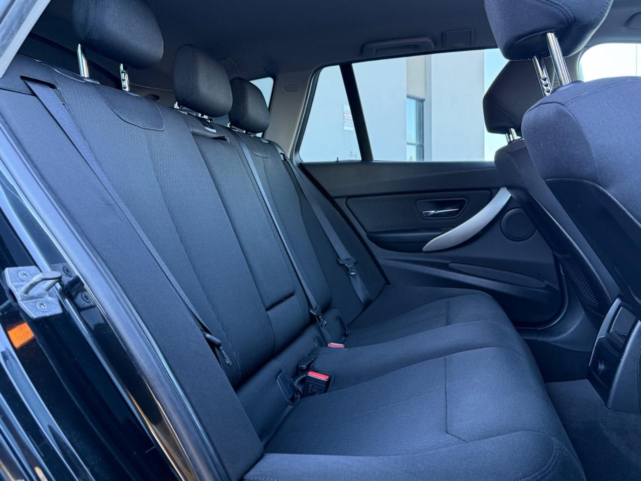 Bmw 318d Touring|UNIPRO|