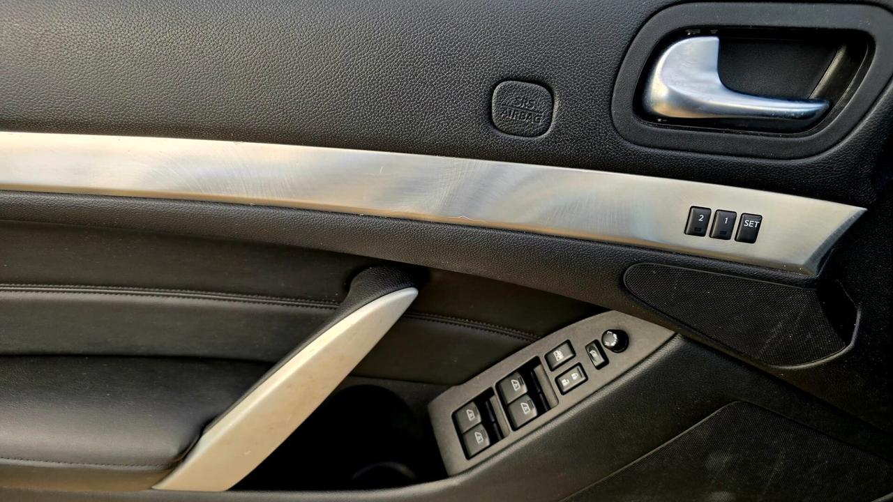 INFINITI G37 GT PREMIUM CABRIO/COUPE 370cv UNICA IN ITALIA