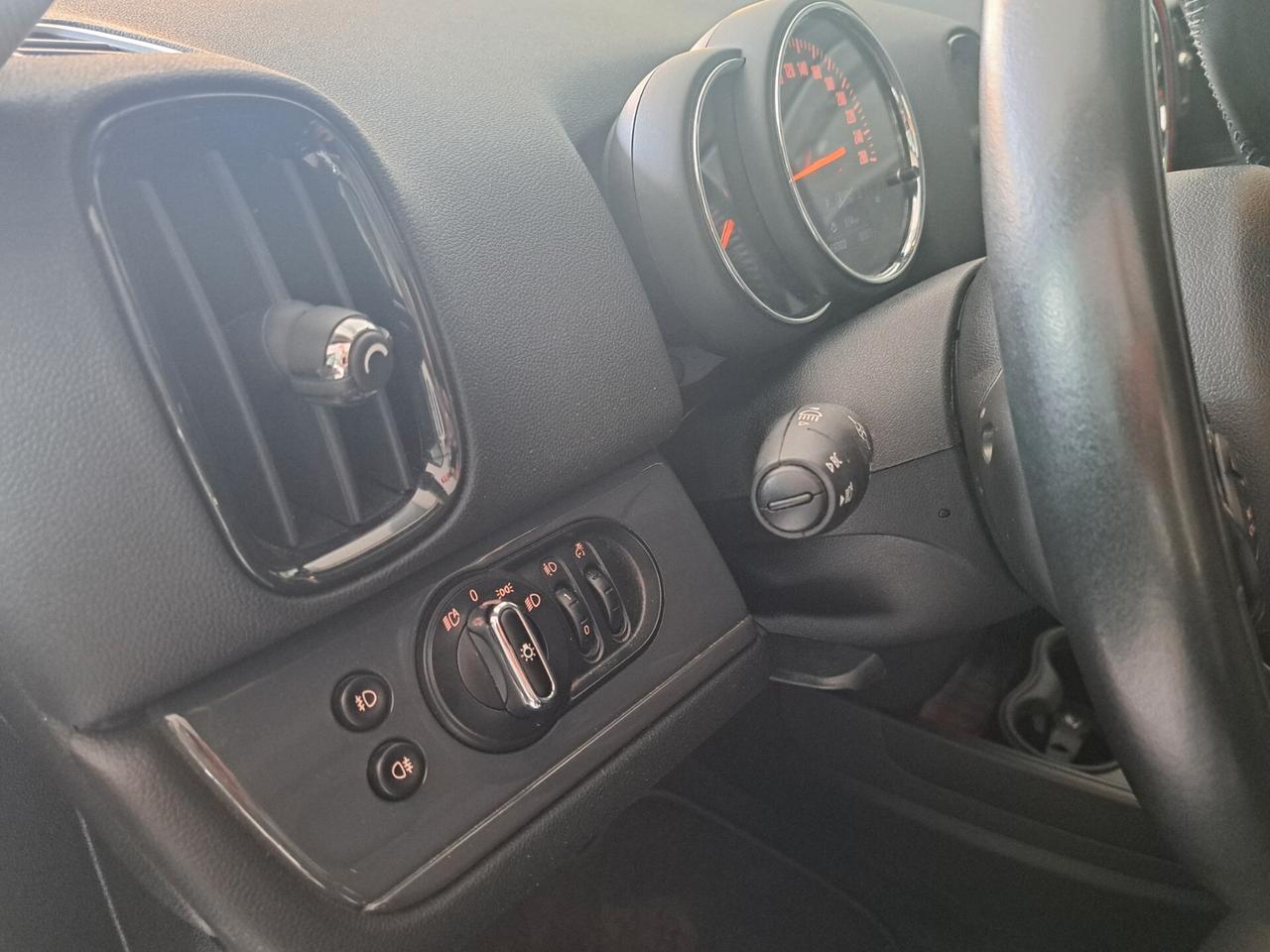 Mini One D Countryman 2.0 Cooper Hype