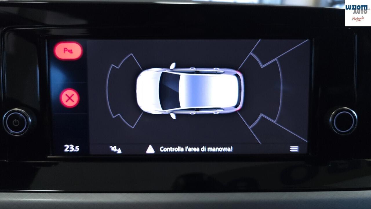 Volkswagen Golf 8 1.0 TSI 110CV LIFE