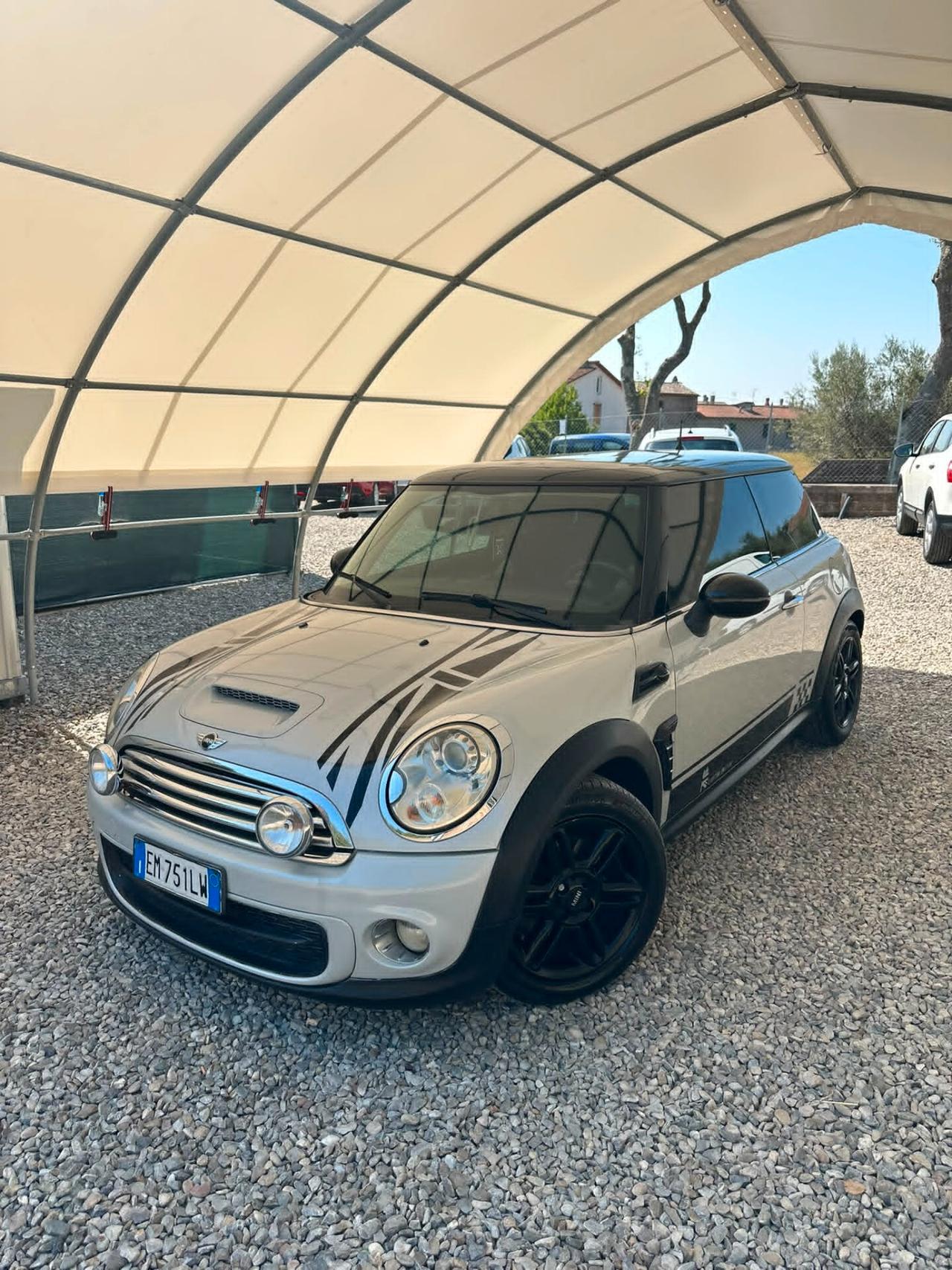 Mini 1.6 16V Cooper D