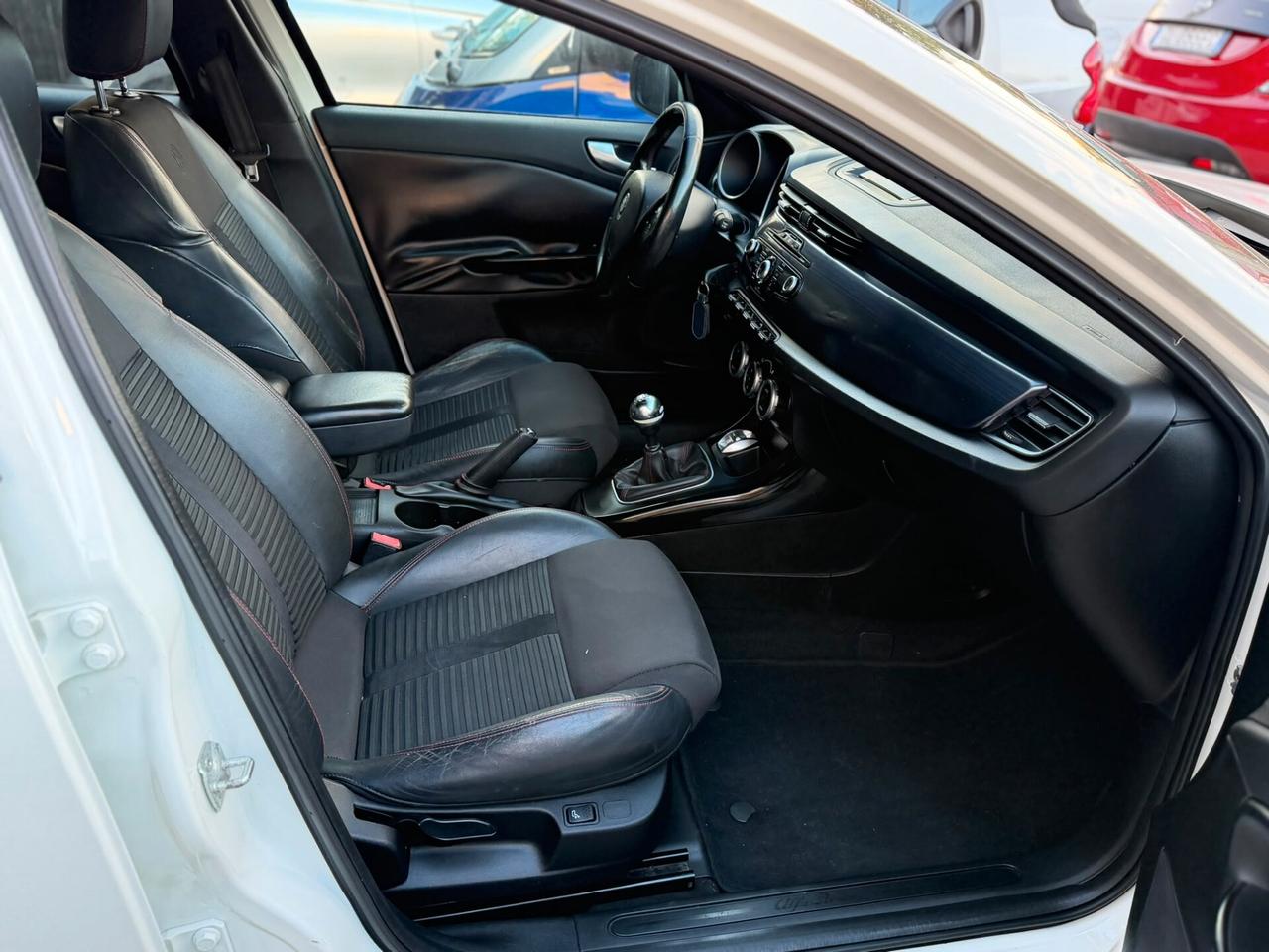Alfa Romeo Giulietta 2.0 JTDM 2011