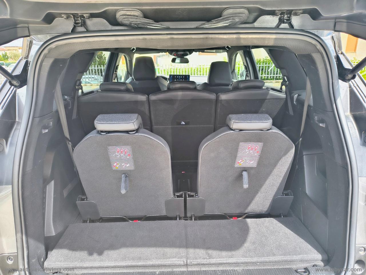 PEUGEOT 5008 BlueHDi 130 S&S EAT8 Allure Pack