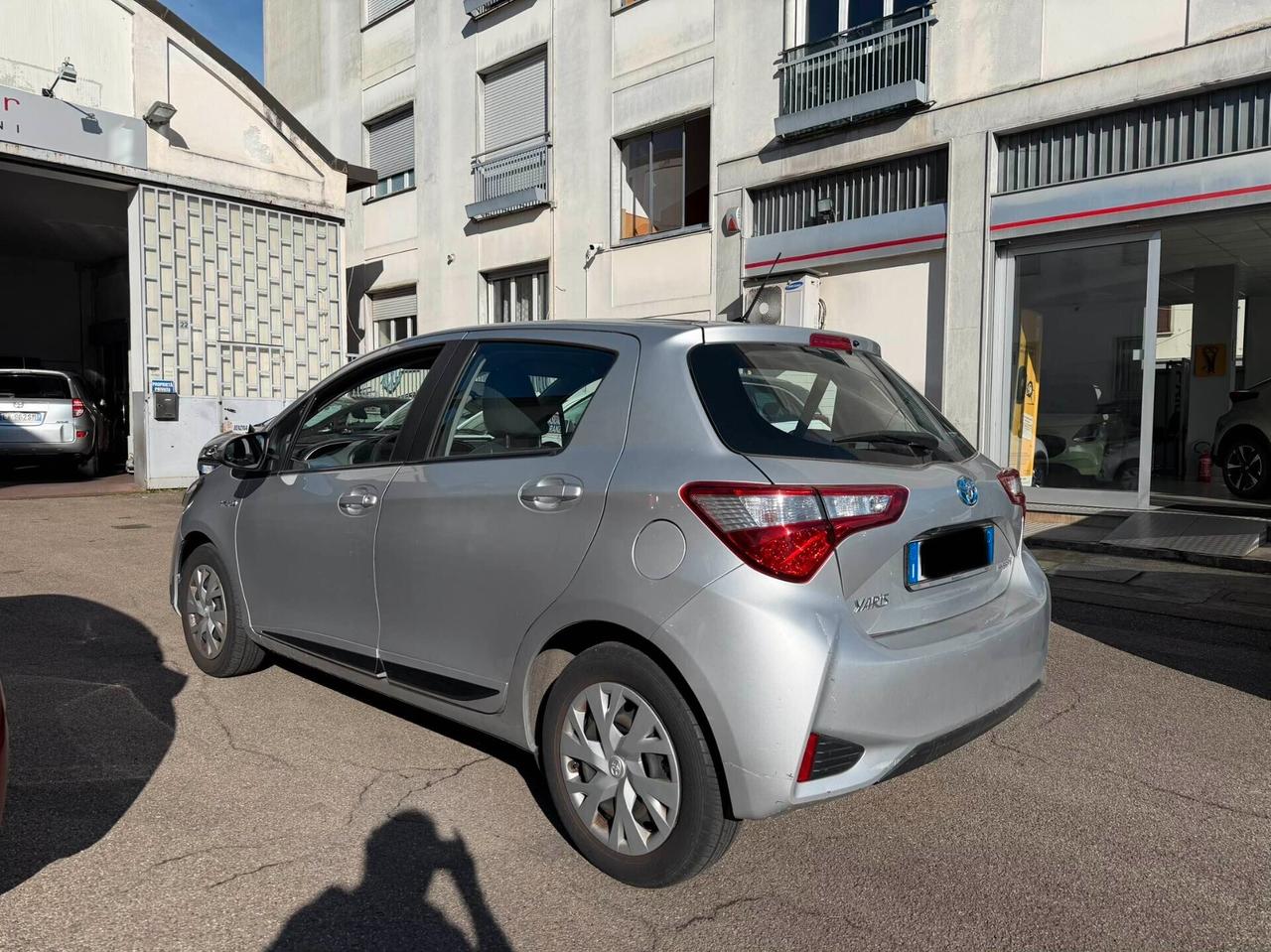 Toyota Yaris 1.5 Hybrid Active NEOPATENTATI