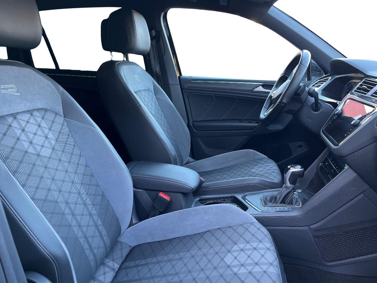 Volkswagen Tiguan 2.0 tdi r-line 150cv dsg