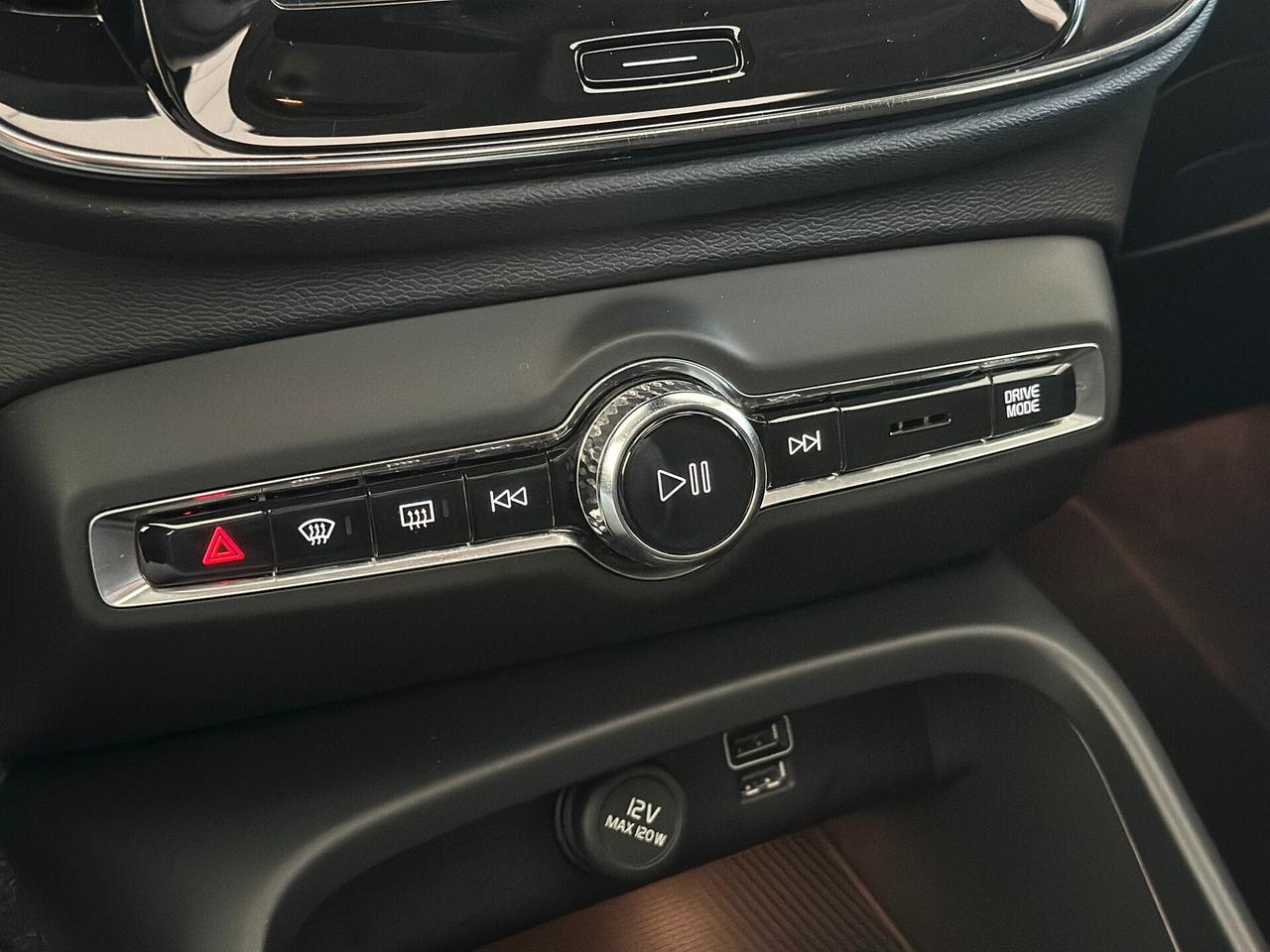 Volvo XC40 1.5 T4 PHEV Inscription Expression auto