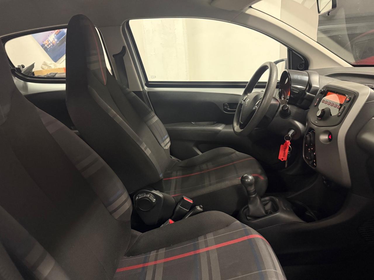 Peugeot 108 VTi 68 5 porte Active TOP!