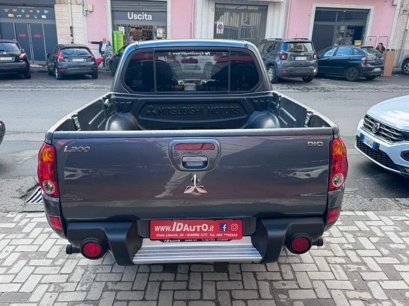 Mitsubishi L200 2.5 DI-D/136CV Double Cab Invite