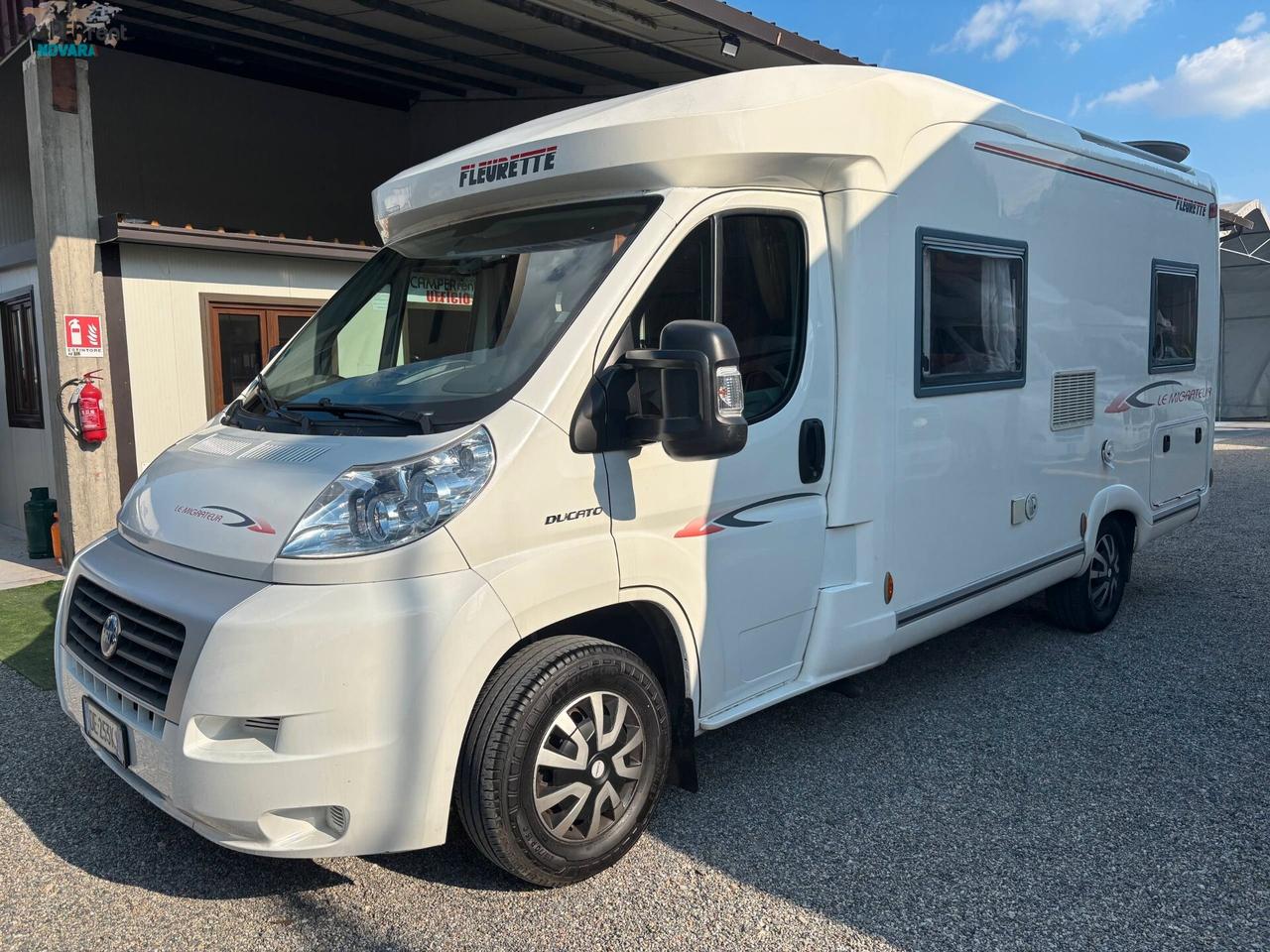 Fleurette LE MIGRATEUR 63 LG - SEMINTEGRALE COMPATTO