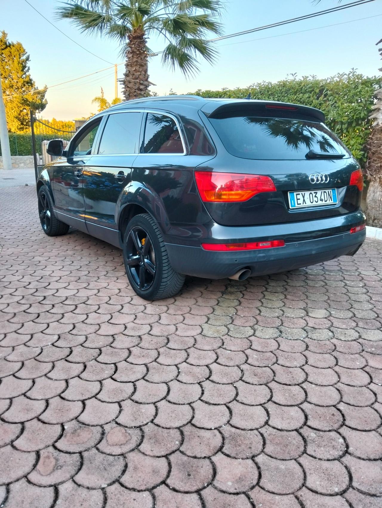 Audi Q7 3.0 V6 TDI 233CV quattro tiptronic