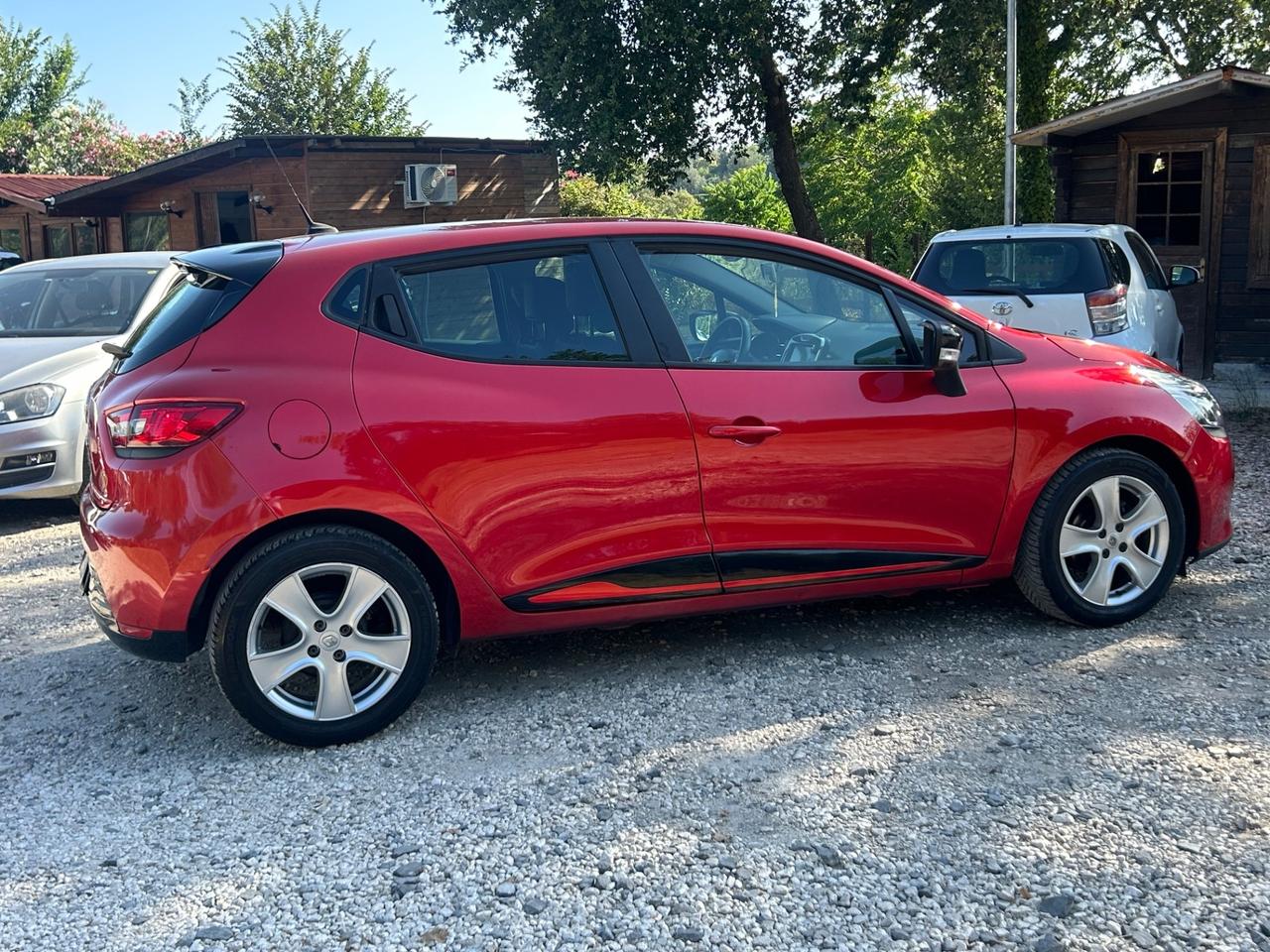 Renault Clio 1.2 75CV 5 porte Live neopatentati permute