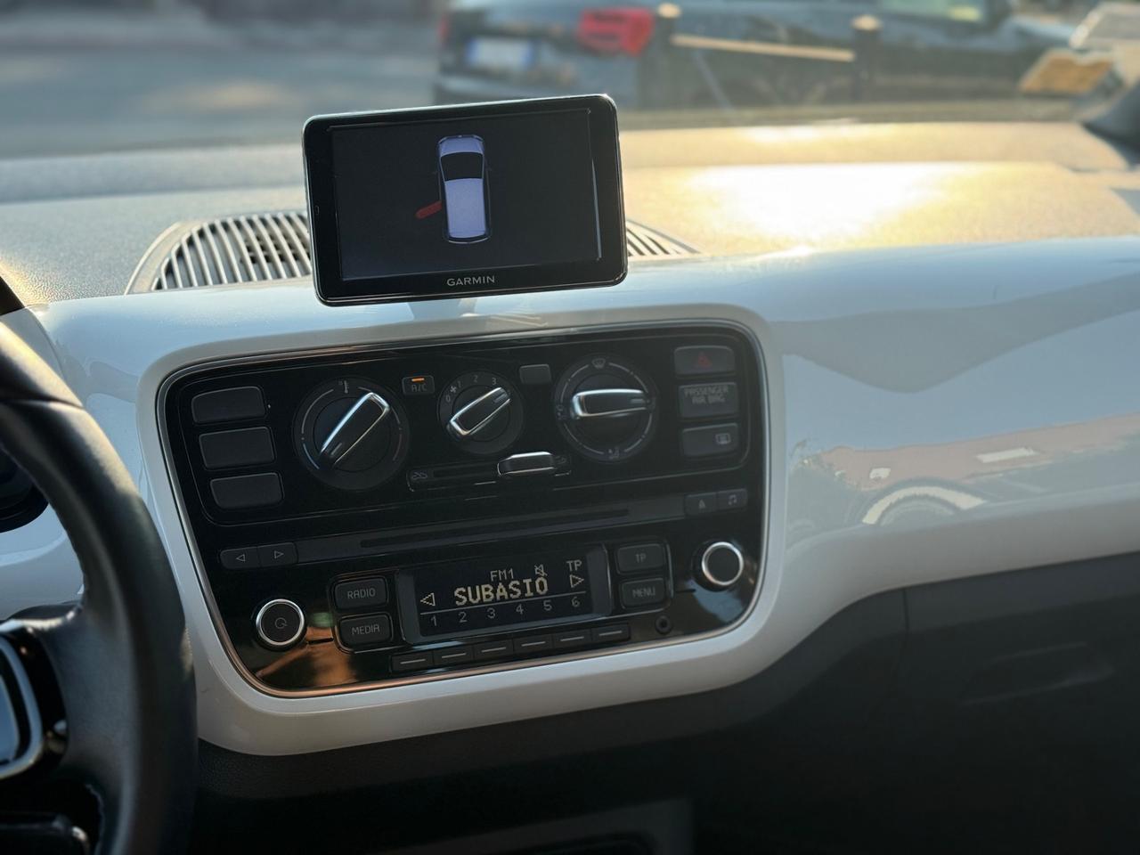Volkswagen up! 1.0 5p. move up! + GARANTITA NEOPATENTATI OK