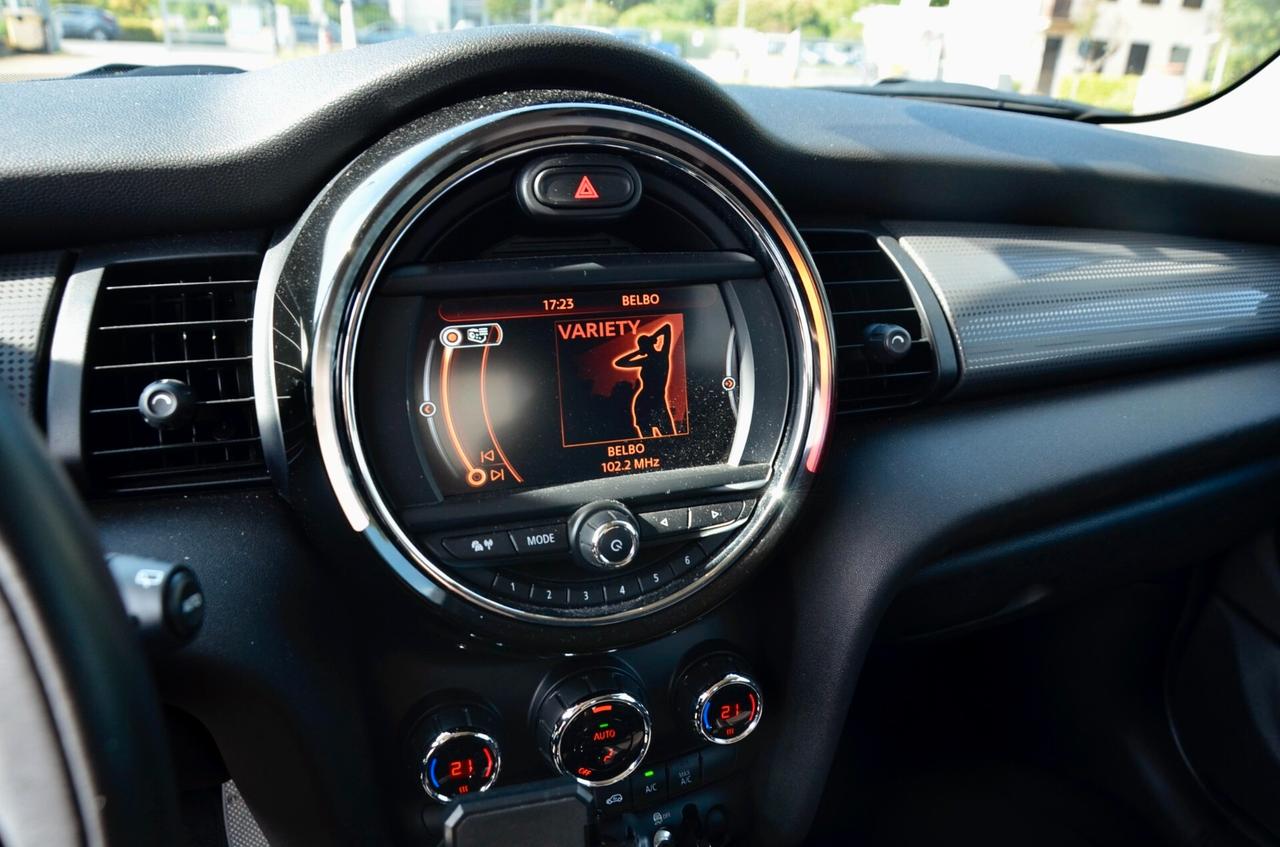 MINI COOPER D 1.5 116cv 5p AUTO, EURO 6B, BICOLOR, NAVI, LUCI AMBIENTE, PERMUTE